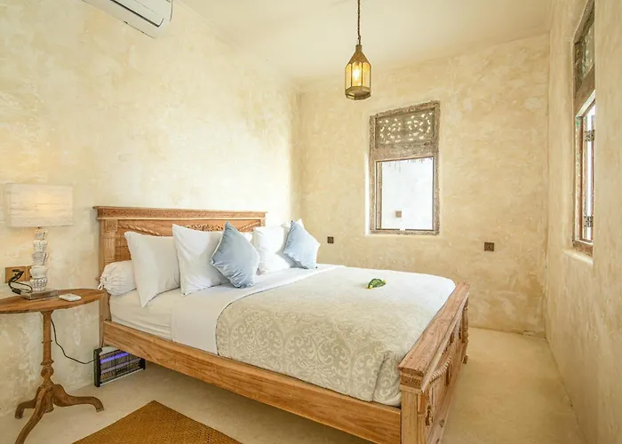 ヴィラ Chic 3br Mediterranean Haven, Heart Of
