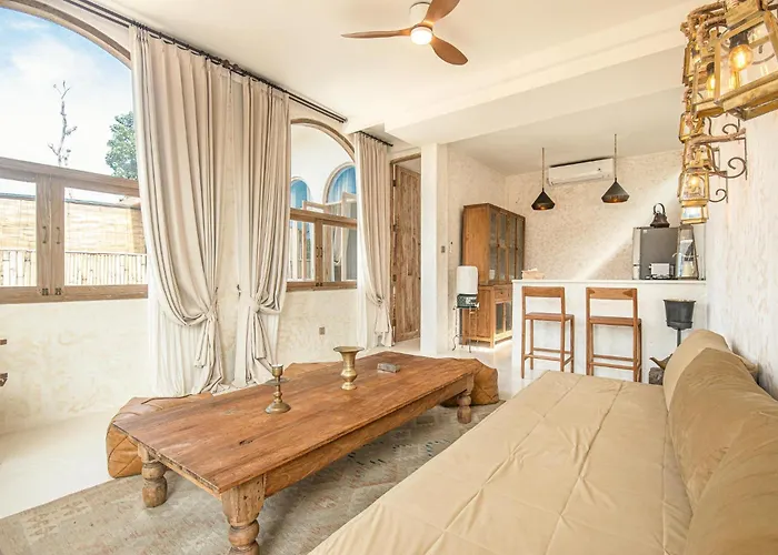Chic 3br Mediterranean Haven, Heart Of ヴィラ ウルワツ