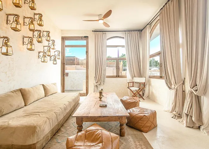 ヴィラ Chic 3br Mediterranean Haven, Heart Of