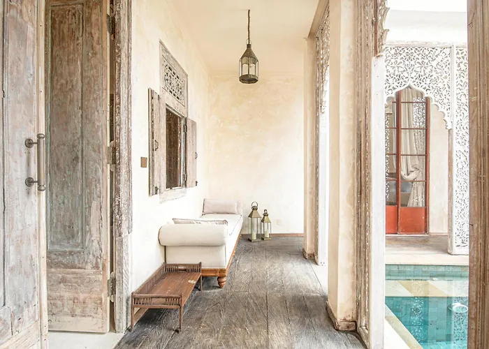 Chic 3br Mediterranean Haven, Heart Of ヴィラ ウルワツ