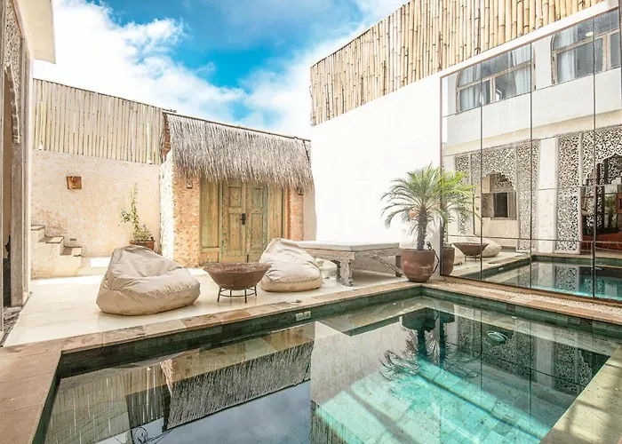 Chic 3br Mediterranean Haven, Heart Of ウルワツ