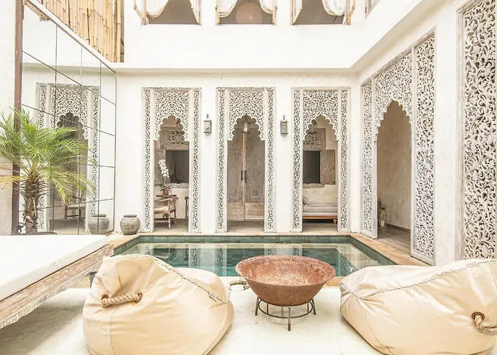 Chic 3br Mediterranean Haven, Heart Of ウルワツ