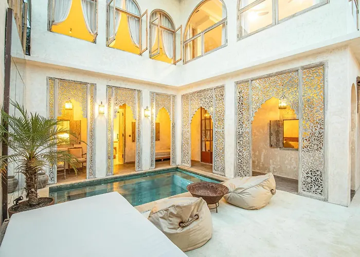 ヴィラ Chic 3br Mediterranean Haven, Heart Of