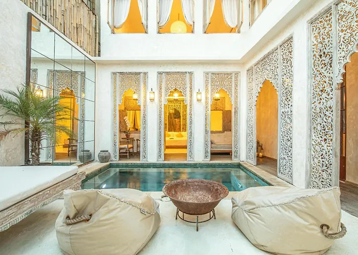 Chic 3br Mediterranean Haven, Heart Of * ウルワツ